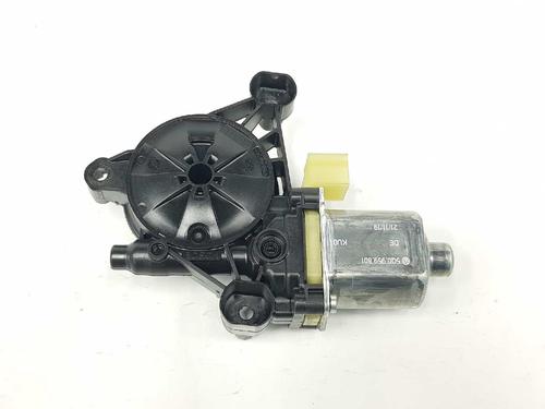 Left rear window motor AUDI A3 Sportback (8VA, 8VF) 1.6 TDI | BP8201284E23 
