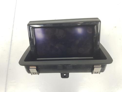 Used Display monitor AUDI A1 Sportback (8XA, 8XF) 1.0 TFSI (95 hp) 9753787