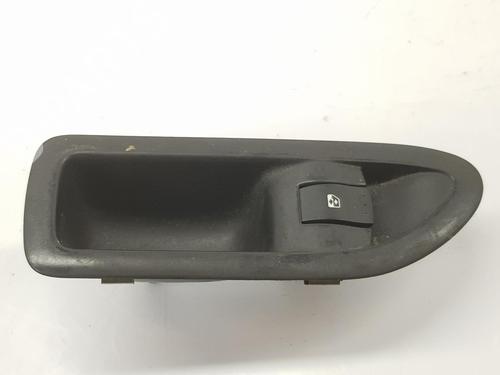 Used Left rear window switch RENAULT LAGUNA II Grandtour (KG0/1_) 1.9 dCi (KG1A, KG1W, KG0G) (110 hp) 12582739