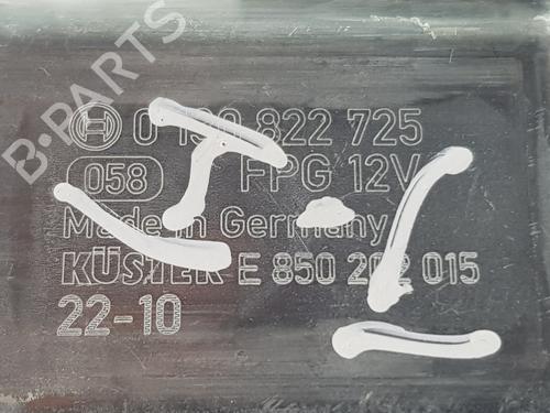Left rear window motor SKODA KAROQ (NU7, ND7) 2.0 TDI | BP36020807E23 - Image 3