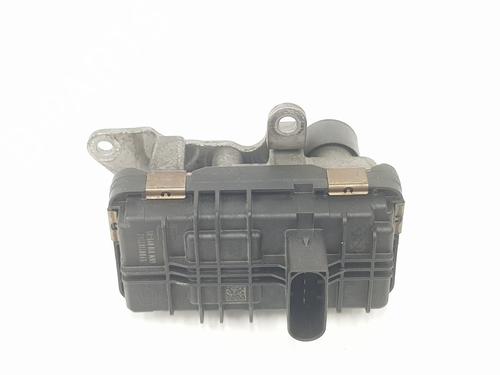 Used Electronic module BMW 6 Convertible (F12) 640 d (313 hp) 18641648