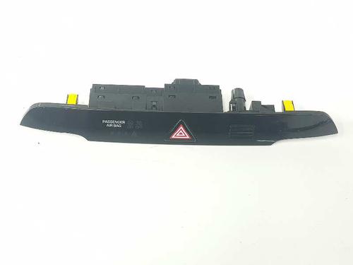 Used Warning switch HYUNDAI TUCSON (TL, TLE) 1.7 CRDi (116 hp) 13097207
