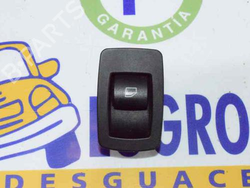 Used Right rear window switch BMW 1 (E87) 118 d (143 hp) 1366373