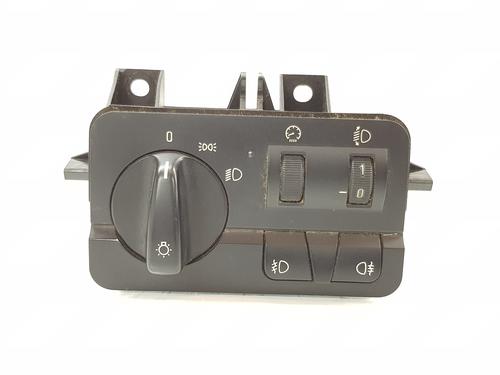 Used Headlight switch BMW 3 (E46) 320 d (136 hp) 13640613