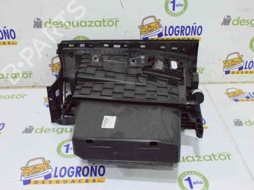 Glove box RENAULT MEGANE III Coupe (DZ0/1_) 1.5 dCi (DZ0B) | BP895865C95 