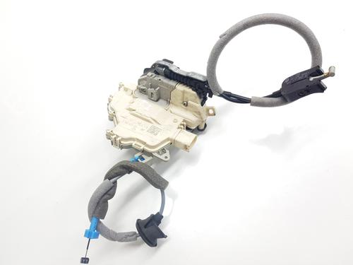 Used Rear left lock AUDI A3 Limousine (8VS, 8VM) 1.6 TDI (115 hp) 33119411