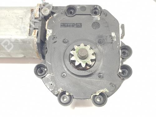 Right front window motor HONDA CIVIC VI Fastback (MA, MB) 1.5 16V (MB3) | BP17775345E20