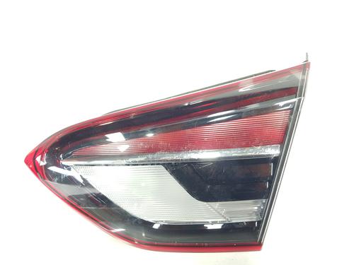 Farolim direito da mala OPEL CROSSLAND X / CROSSLAND (P17, P2QO) 1.2 (75) (82 hp) 31136539