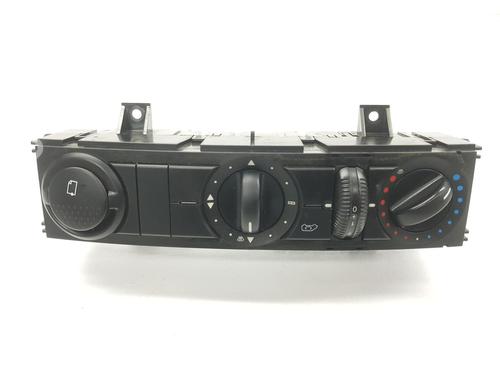 Used Climate control MERCEDES-BENZ SPRINTER 3,5-t Van (B906) 313 CDI (906.631, 906.633, 906.635, 906.637) (129 hp) 15730366