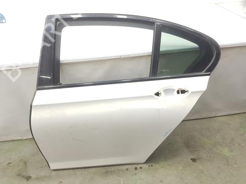 Used Left rear door BMW 7 (F01, F02, F03, F04) 730 d (245 hp) 6130319