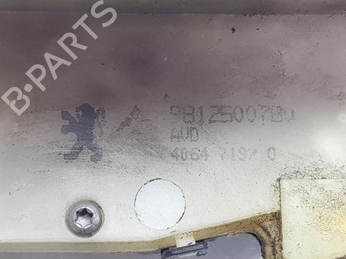Front right lock PEUGEOT 208 I (CA_, CC_) 1.2 PureTech 82 | BP29183836C97