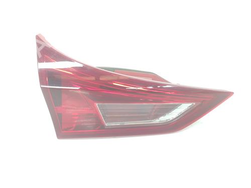 Used Left tailgate light TOYOTA AURIS Estate (_E18_) 1.8 Hybrid (ZWE186_, ZWE186R, ZWE186H) (136 hp) 10522923