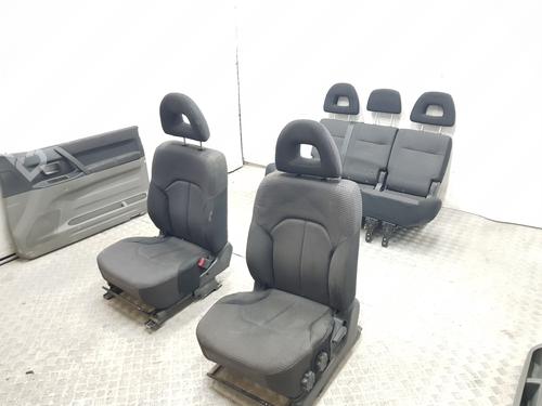 Seats set MITSUBISHI PAJERO III (V7_W, V6_W) 2.5 TDi (V64W) | BP8250862C78 
