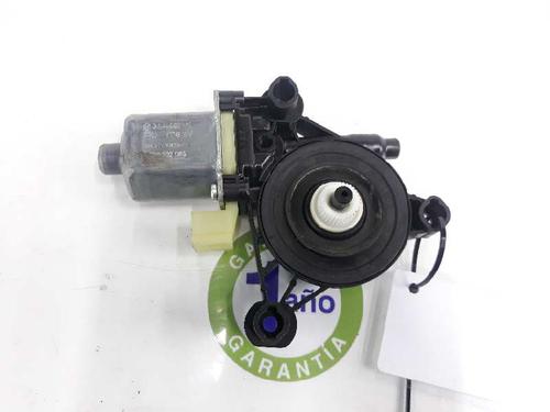 Portierruitmotor rechtsachter AUDI A3 Sportback (8VA, 8VF) 1.6 TDI (110 hp) 4650849