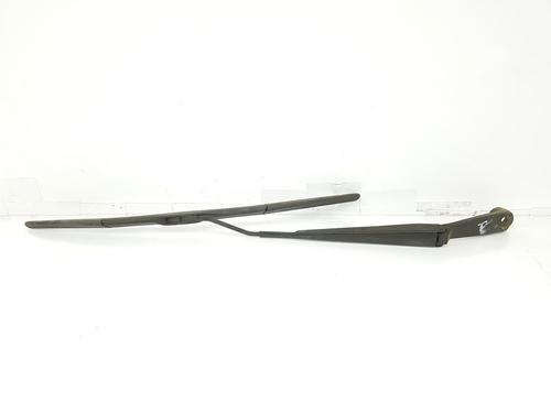 Front windshield wiper arm SUZUKI SX4 S-Cross (JY) 1.6 DDiS (AKK 416D) | BP5882574C143 