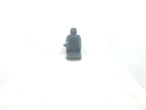 Używane Fotel przedni lewy RENAULT EXPRESS Box Body/MPV [2021-2025]  31161074