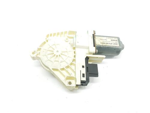 Portierruitmotor rechtsvoor AUDI A6 C6 (4F2) 2.7 TDI (180 hp) 8409725