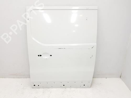 Used Left slide door Left slide door 15686940 15686940