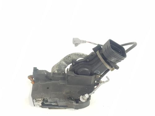 Used Front right lock Front right lock TOYOTA LAND CRUISER 90 (_J9_) 3.0 D-4D 4WD (KDJ90_, KDJ95_, KDJ90W, KDJ95W) (163 hp) 33694469 33694469