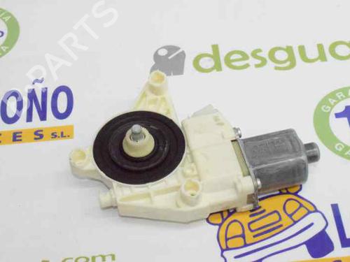 Right rear window motor MERCEDES-BENZ C-CLASS (W204) C 220 CDI (204.002) | BP1250874E22 