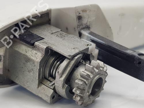 Front left exterior door handle BMW 1 (F21) 118 d | BP22808397C128 