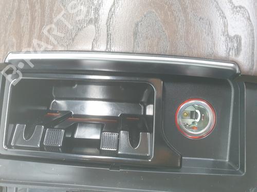 Armrest / Center console AUDI A6 C7 (4G2, 4GC) 2.0 TDI | BP30472461I20