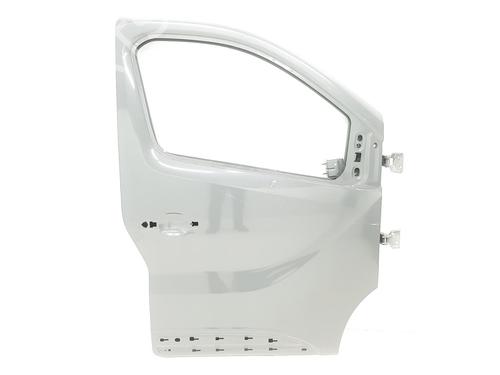 Used Right front door RENAULT TRAFIC III Bus (JG_) 1.6 dCi 125 (JGMH) (125 hp) 11965199