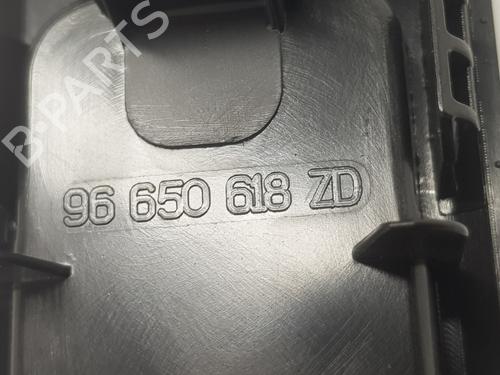 Right front window switch PEUGEOT 5008 (0U_, 0E_) 1.2 | BP13631180I26 