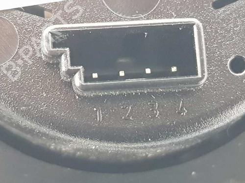 Switch LAND ROVER DISCOVERY III (L319) 2.7 TD 4x4 | BP14084751I30 
