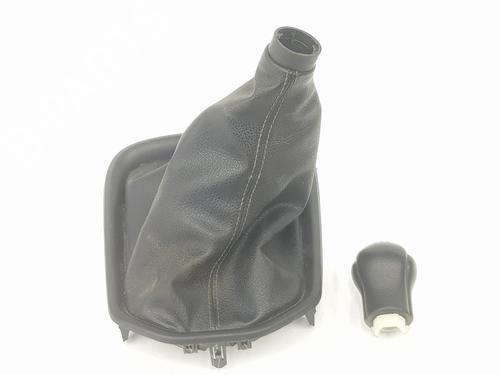Shift knob TOYOTA HILUX VIII Pickup (_N1_) 2.4 D 4WD (GUN125_, GUN125R) | BP18345581I34 