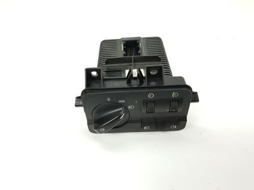 Used Headlight switch BMW 3 (E46) 316 i (115 hp) 20192284