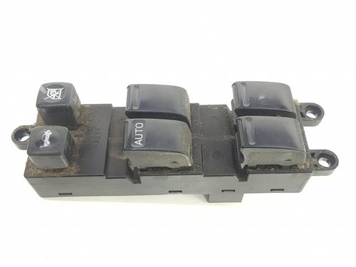 Used Left front window switch NISSAN PRIMERA (P12) 2.2 Di (126 hp) 8844459