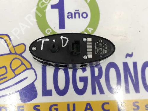 Right rear window switch MERCEDES-BENZ E-CLASS (W211) E 320 CDI (211.026) | BP1362428I28 