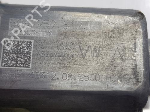 Right rear window motor CUPRA BORN (K11) 63 | BP33474575E22 - Image 4