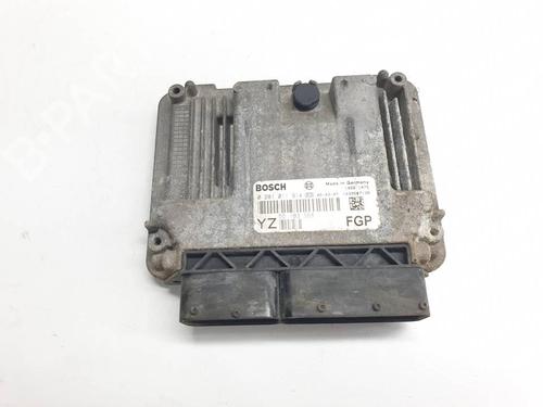 Used Engine control unit (ECU) Engine control unit (ECU) OPEL VECTRA C (Z02) 1.9 CDTI (F69) (120 hp) 39693716 39693716