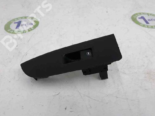 Used Right rear window switch Right rear window switch VW PASSAT CC B6 (357) 1.8 TSI (160 hp) 10256096 10256096