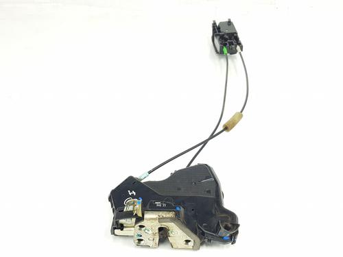 front-left-lock-toyota-hilux-vii-pickup-_n1_-_n2_-_n3_-2004-2005-2006-2007-2008-2009-2010-2011-2012-2013-2014-2015-2016-31975205 main image