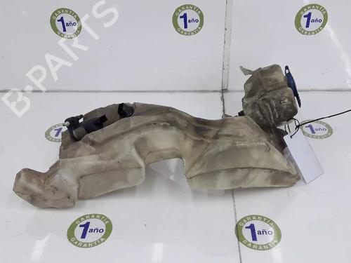Used Windscreen washer tank AUDI A4 B7 Avant (8ED) 2.0 TDI 16V (140 hp) 30724852