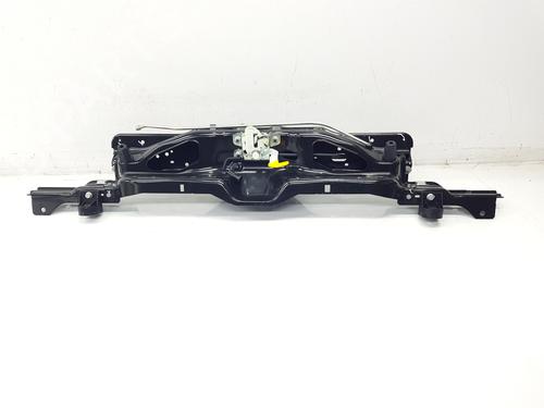 BP31809394O1 main image