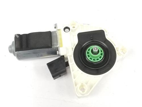 Used Right front window motor MERCEDES-BENZ CLA Coupe (C117) CLA 200 CDI / d (117.308) (136 hp) 13102219