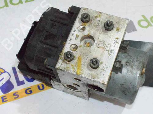 Used ABS pump NISSAN ALMERA TINO (V10) 2.2 dCi (115 hp) 4224680