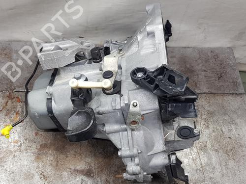 Used Gearbox PEUGEOT 208 I (CA_, CC_) 1.2 VTI 82 (82 hp) 30512778