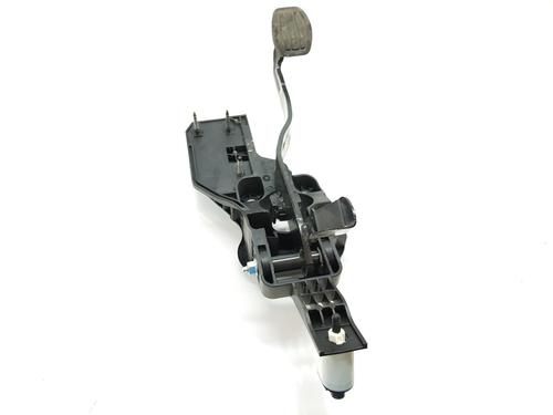 Clutch pedal PEUGEOT EXPERT Van (V_) 1.5 BlueHDi 100 | BP18335436I13