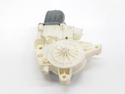 Left front window motor MERCEDES-BENZ GLA-CLASS (X156) GLA 200 CDI / d (156.908) | BP20198301E21 