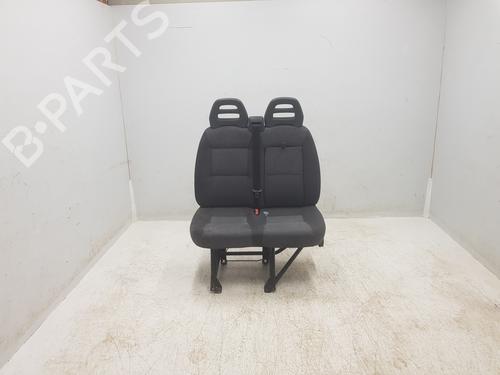 Used Right front seat Right front seat PEUGEOT BOXER Van 2.2 HDi 120 (120 hp) 33852537 33852537