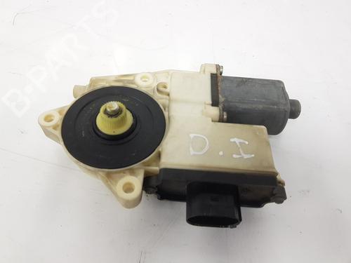 Used Left front window motor BMW X3 (E83) 2.0 d (150 hp) 8407503