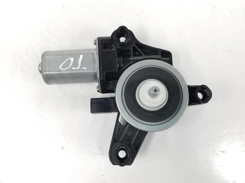 Moteur de lève-vitre arrière droit MERCEDES-BENZ A-CLASS (W177) A 200 d (177.012) (150 hp) 7515959