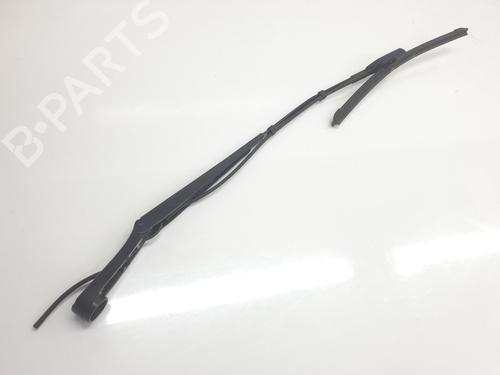 Used Front windshield wiper arm OPEL ASTRA L Sports Tourer (O5) [2021-2025]  26187015
