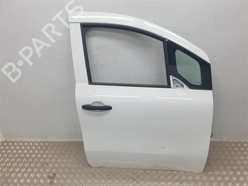 Used Right front door Right front door 38442004 38442004