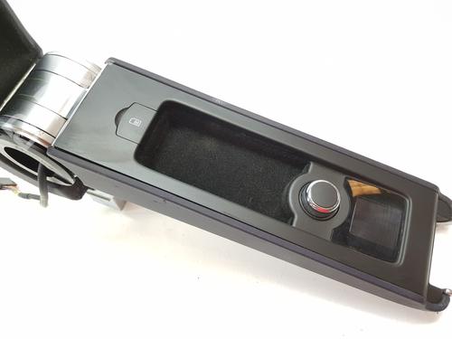Armrest / Center console BENTLEY CONTINENTAL FLYING SPUR (3W_) 6.0 | BP18169187I20 